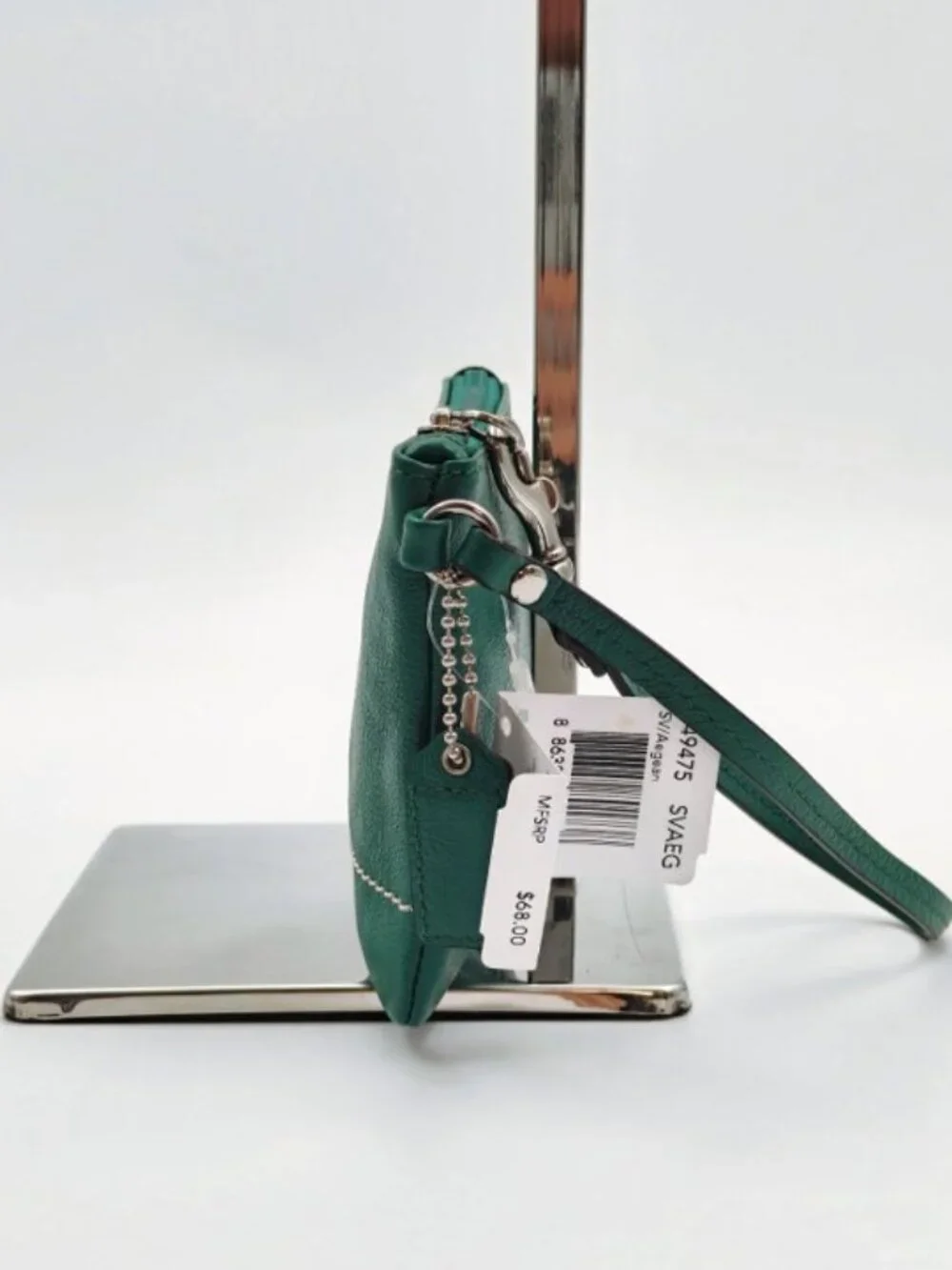 NWT Coach Green Leather Wristlet Zip Pouch Wallet Clutch